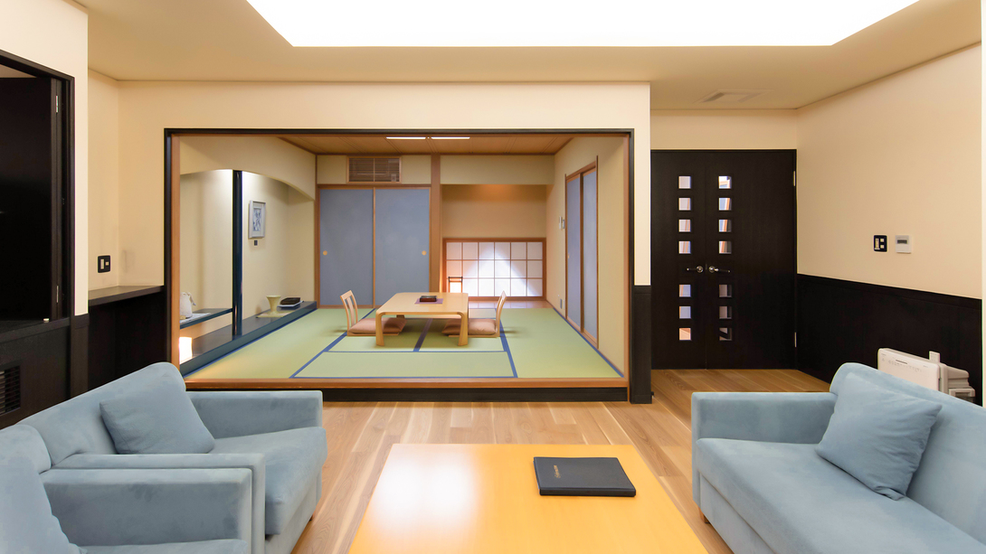 Bandaiatami Onsen Auberge Suzukane Set in a prime location of Koriyama, Bandaiatami Onsen Auberge Suzukane puts everything the city has to offer just outside your doorstep. The property features a wide range of facilities to make your 