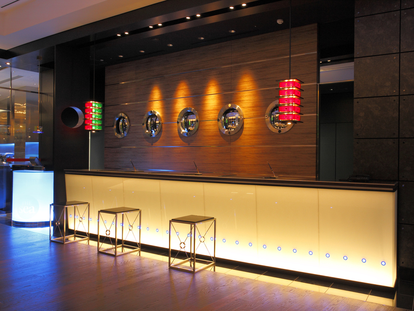 フロントカウンター