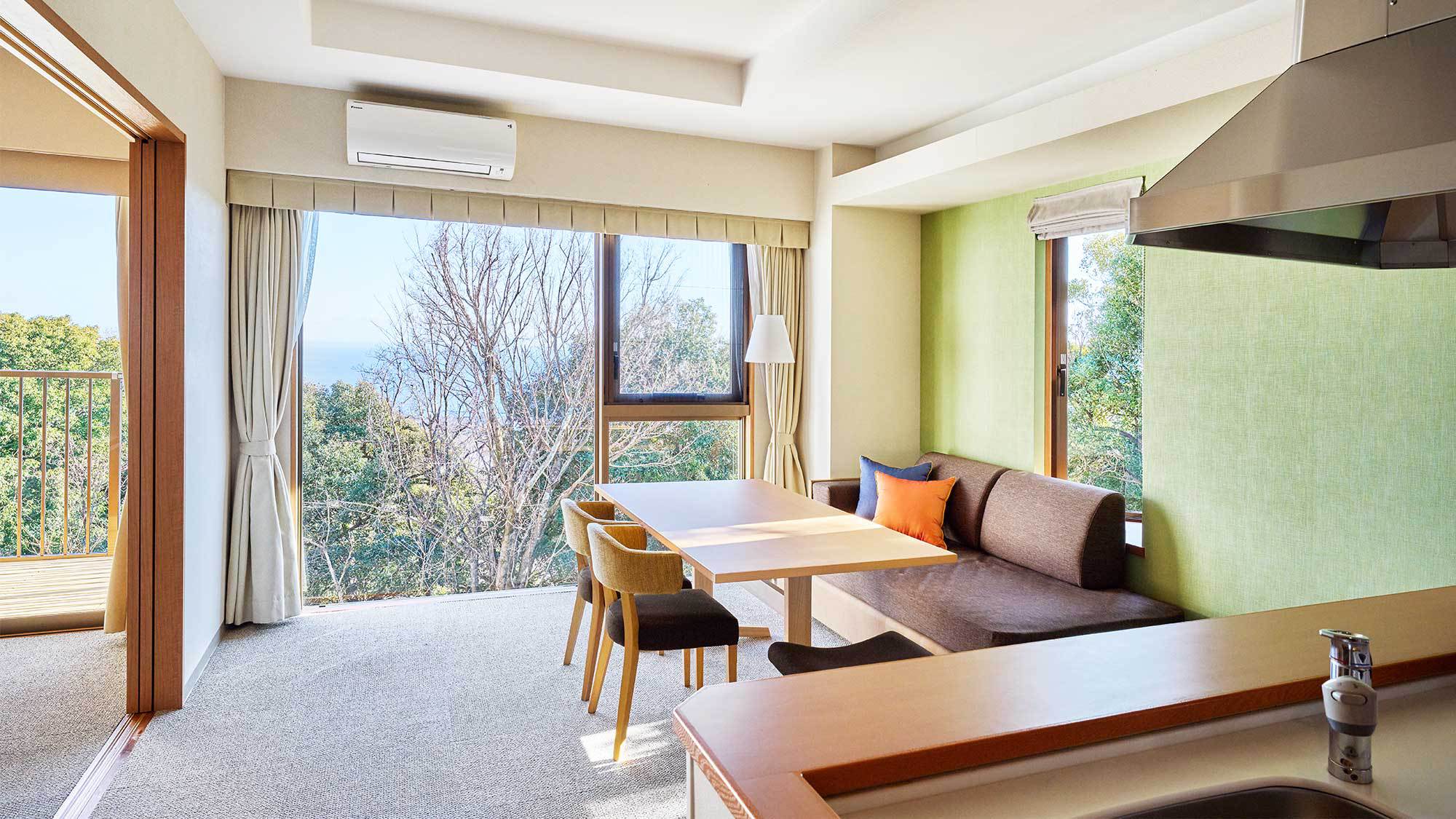 【ユニバーサル】リビング