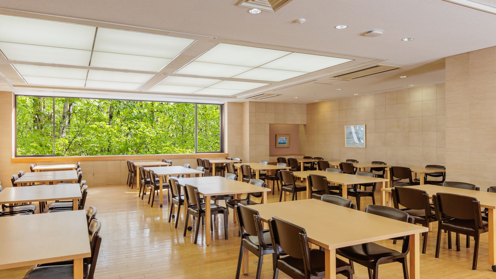 レストラン「せせらぎ」