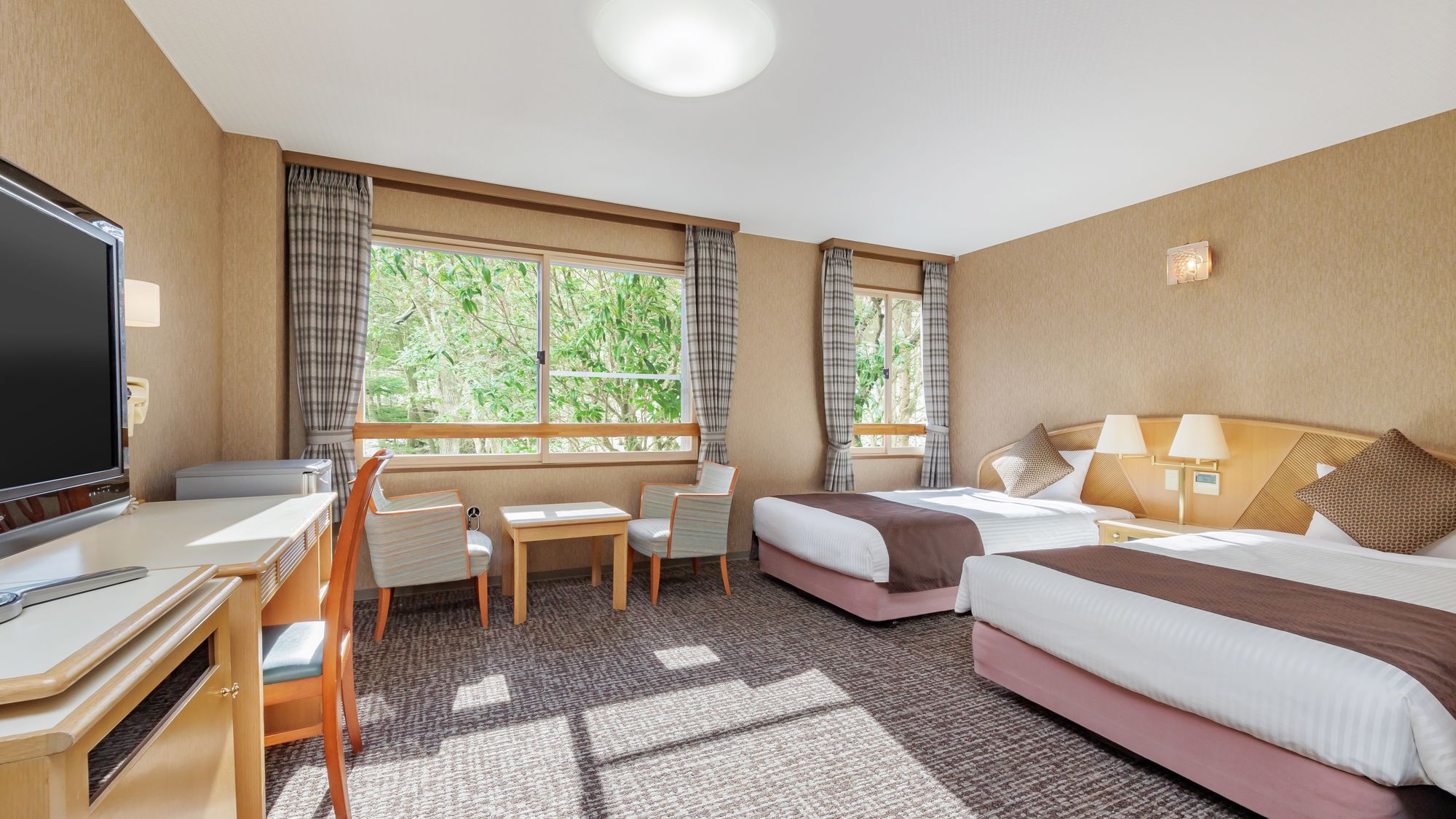 洋室ツイン（バス付）