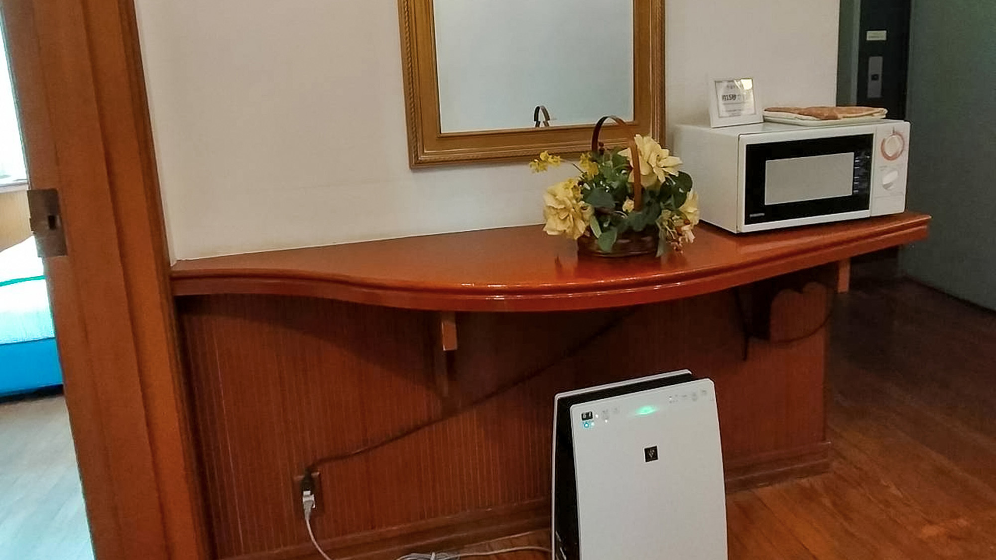 ・各フロアに電子レンジをご用意しております