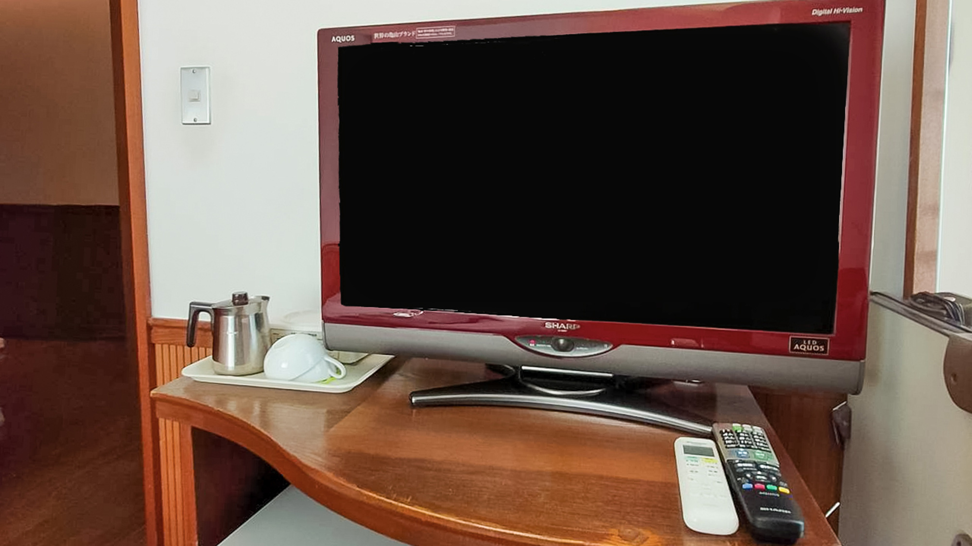 ・ツインルーム一例各室にテレビ完備しております