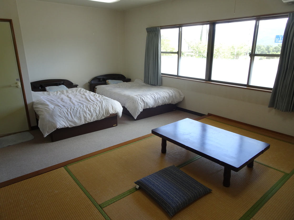 Dochu Dondon Dochu Dondon is a popular choice amongst travelers in Mima, whether exploring or just passing through. Both business travelers and tourists can enjoy the propertys facilities and services. To be foun