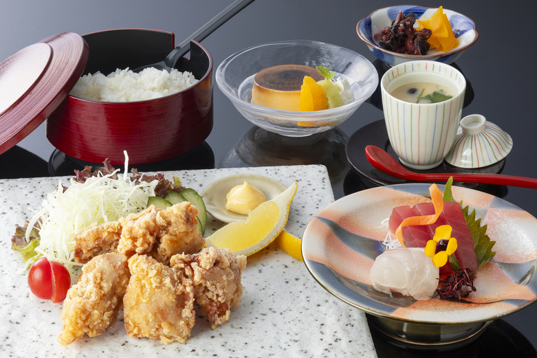 2023年唐揚げお子様ランチ