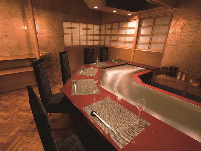 【鉄板焼】みや美店内