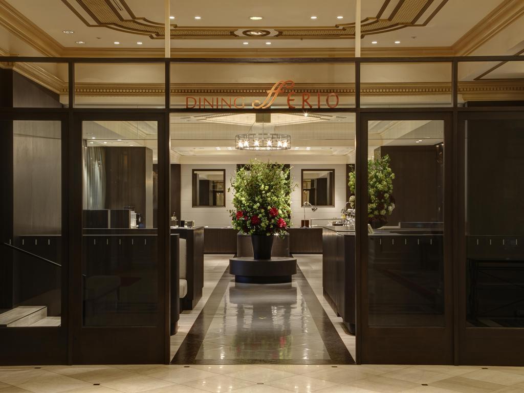 【ダイニングフェリオ】入口