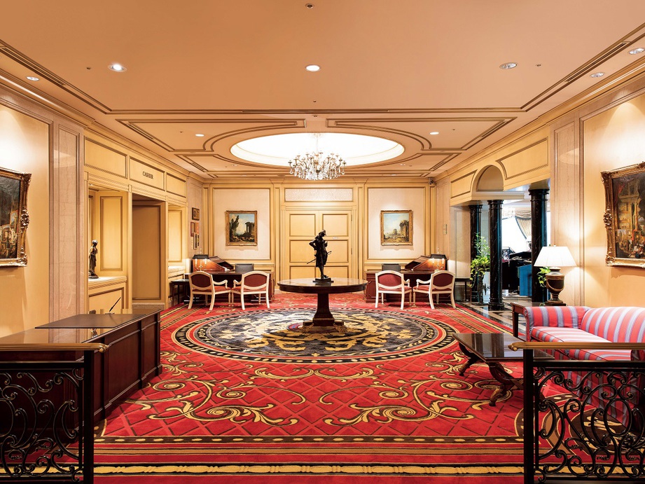 チェックインカウンター