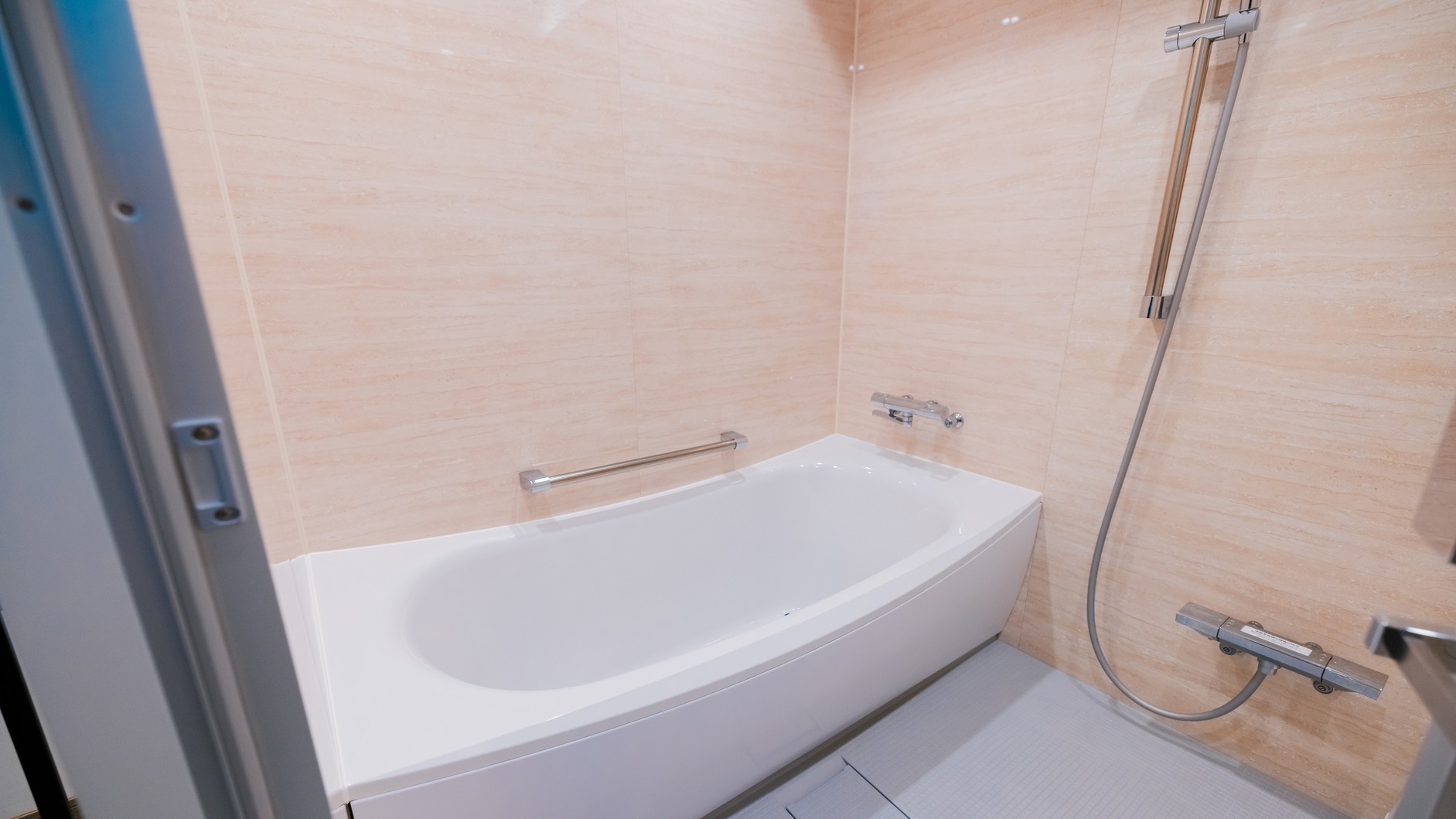 【デラックスルーム禁煙上層階】オーシャンフロント