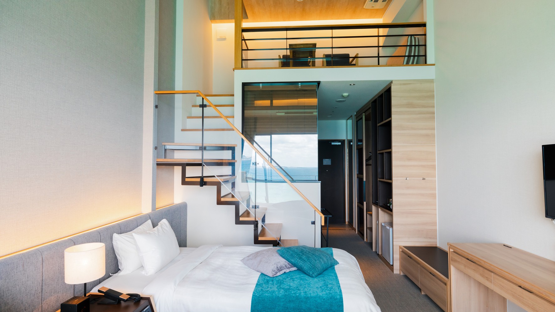 【ロフト付エグゼクティブツイン禁煙】オーシャンビュー