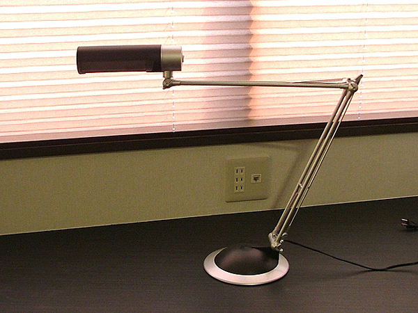 デスクライト