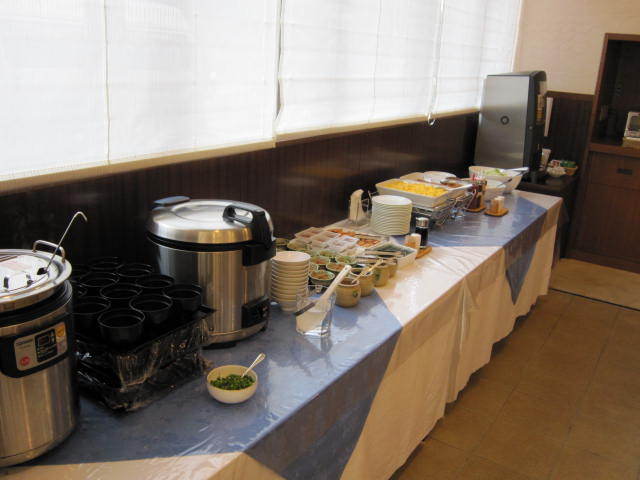 朝食食材カウンター。