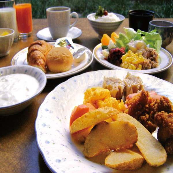 朝食バイキング