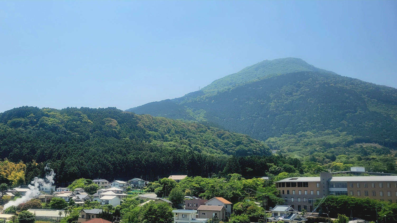和洋スタンダード（山側を望むお部屋からの眺望）