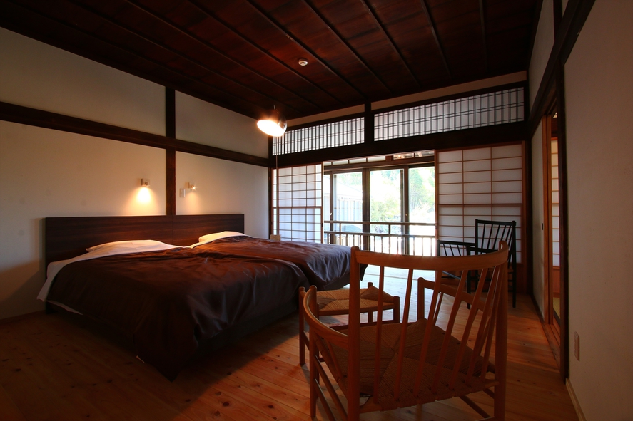 本館２階かど部屋特別室