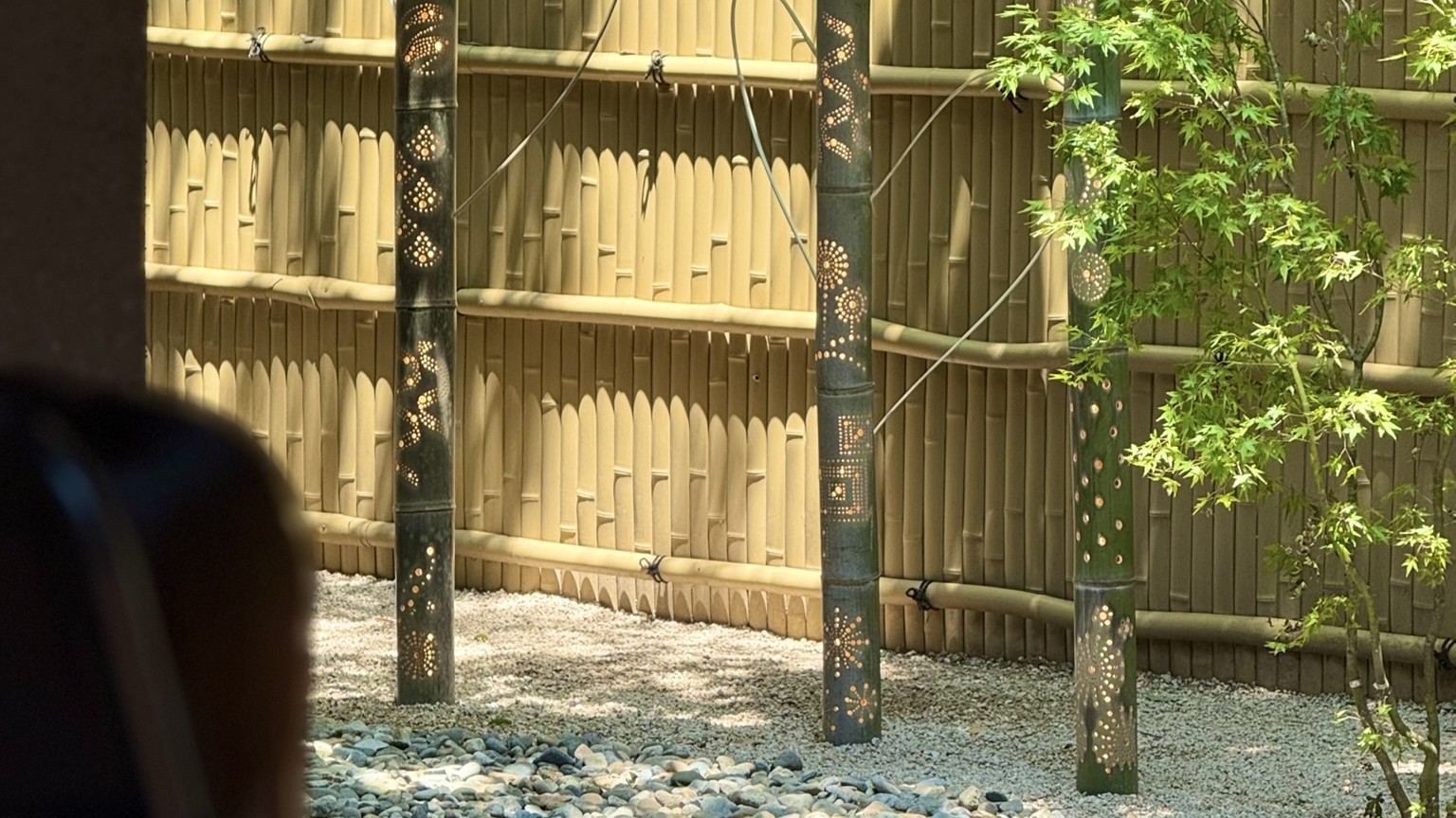 【2025年リニューアル】檜の湯庭園にはオリジナル竹灯籠