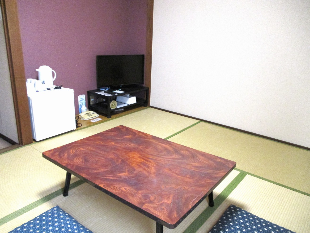 Yonago Town Hotel Ideally located in the Yonago area, Yonago Town Hotel promises a relaxing and wonderful visit. Offering a variety of facilities and services, the property provides all you need for a good nights slee