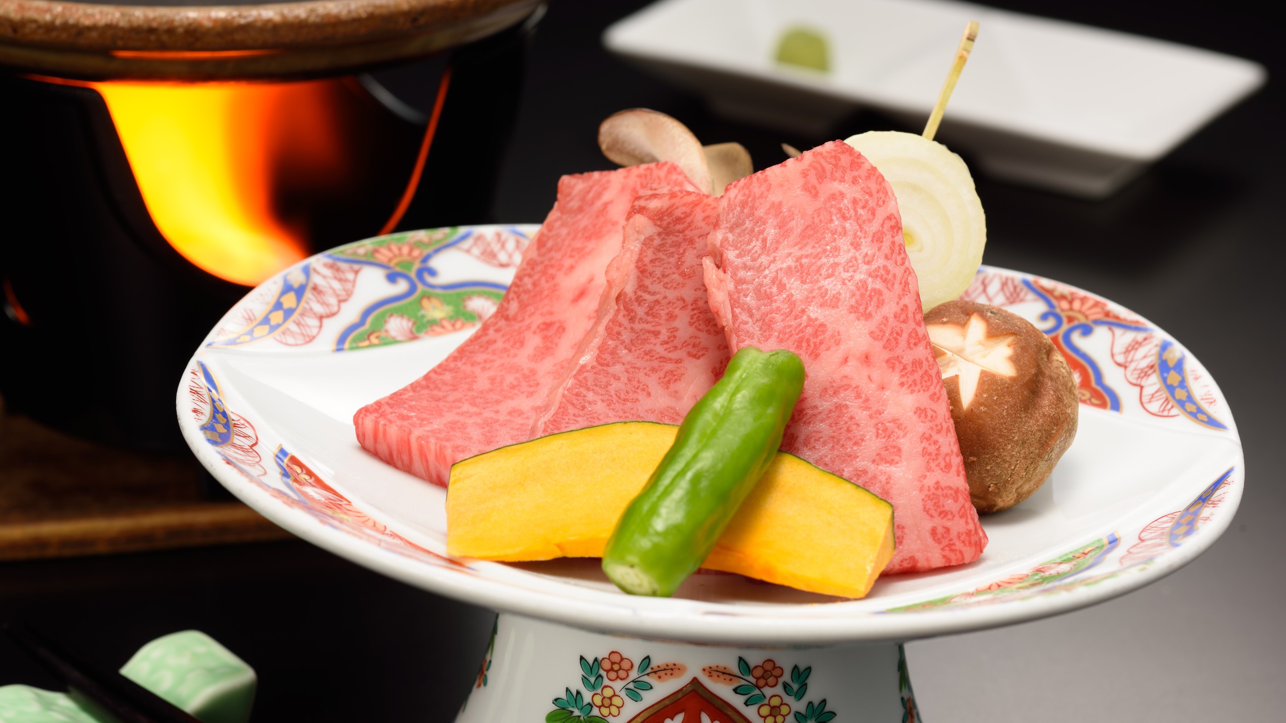 夕食料理イメージ贅沢グルメ・倉石牛陶板焼きプラン