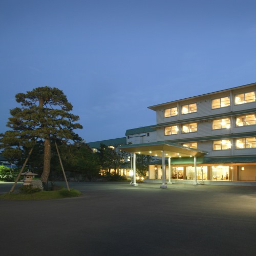 外観夜