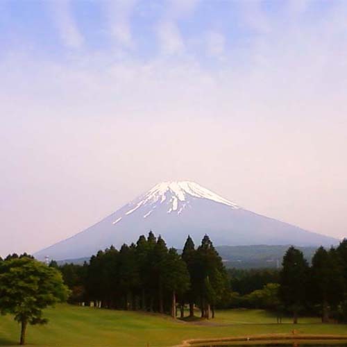 十里木カントリークラブ（お車で２０分）