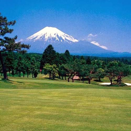 大富士ゴルフ場（お車で１５分）