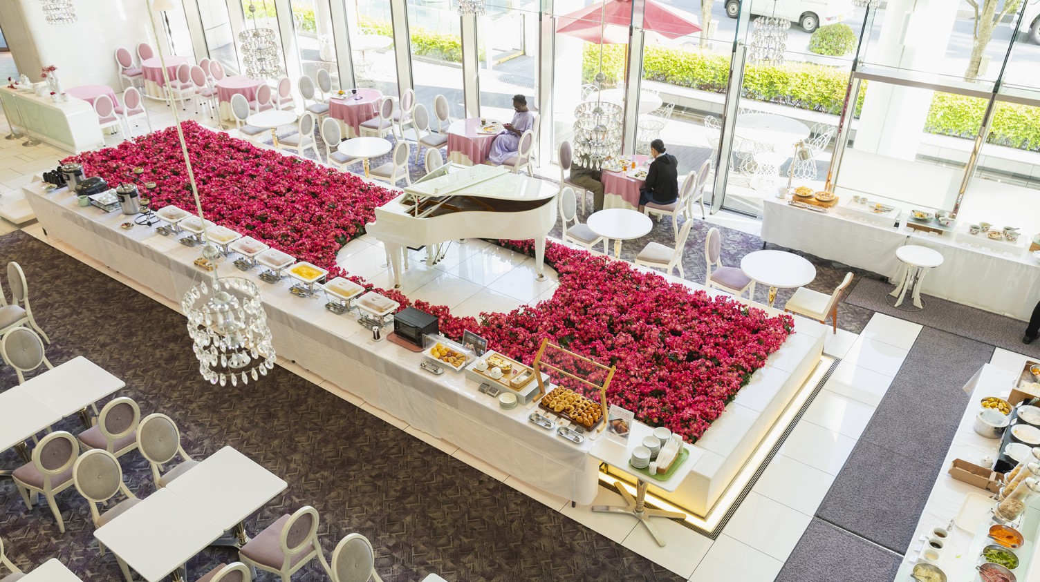 【秋冬SALE】【朝食付】秋の紅葉と冬の煌めく大阪の街へ