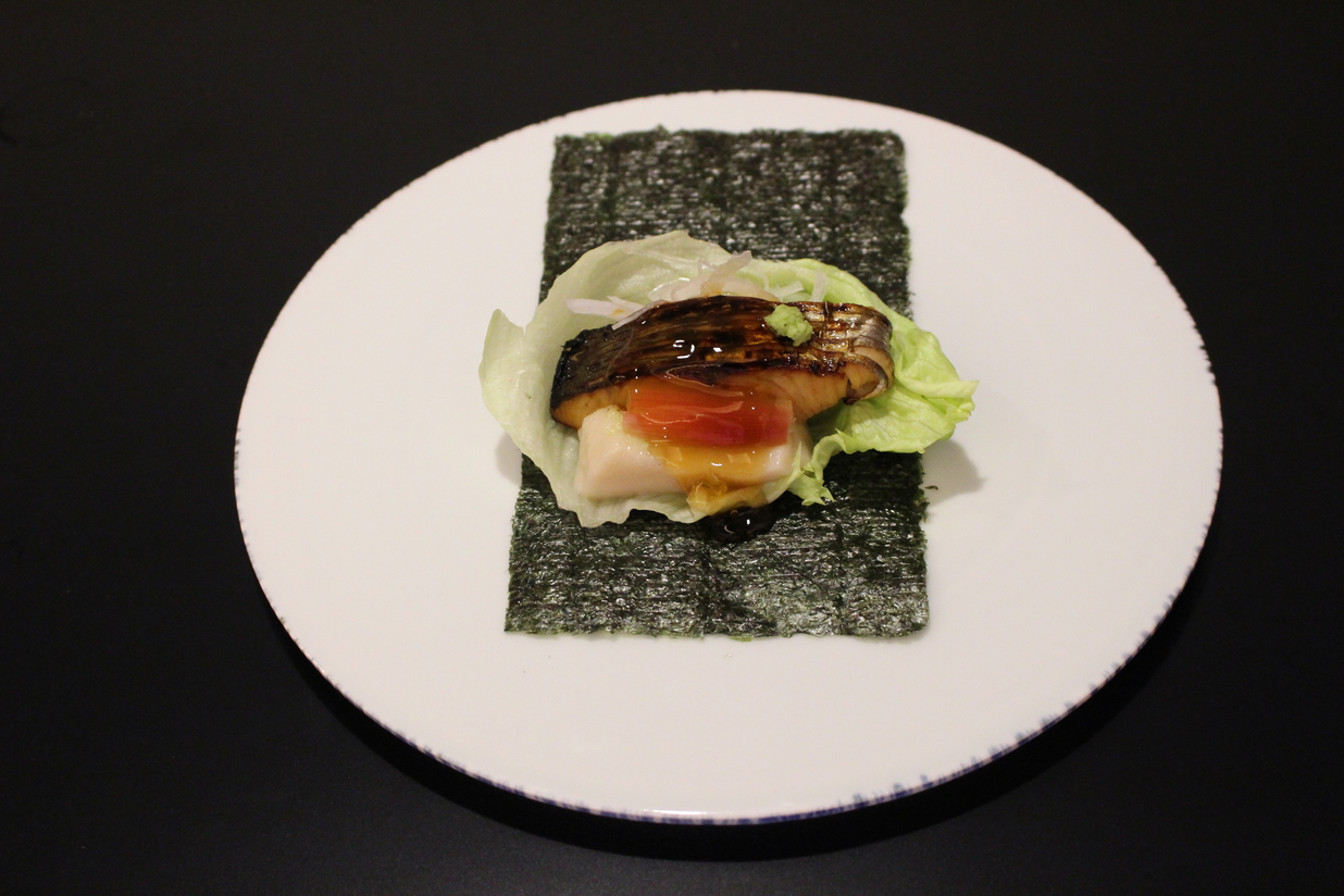 夕食魚料理イメージ