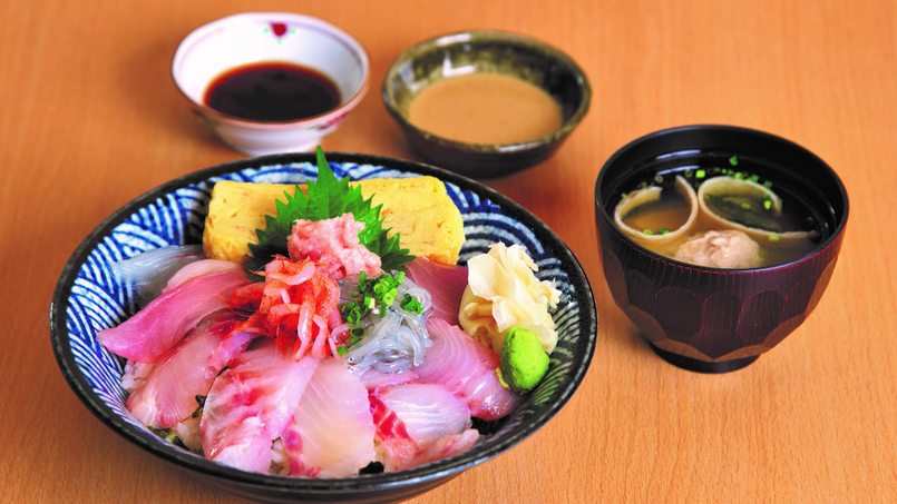 【赤沢日帰り温泉館】レストラン勝手丼