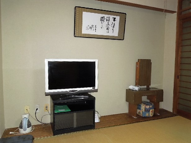 Business Hotel Minakai Set in a prime location of Marugame, Business Hotel Minakai puts everything the city has to offer just outside your doorstep. The property offers guests a range of services and amenities designed to p