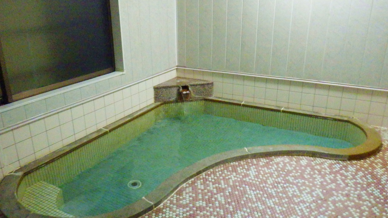 *大浴場一例（男女入れ替え制）/加水なし100％天然温泉の湯は入りやすい温度でゆっくりと浸かれます♪