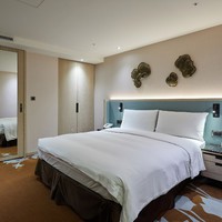 【年末年始】連泊で予約可能！朝食付+ランドリー無料！日本語対応可