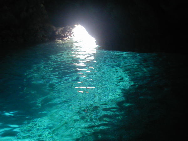 青の洞窟ツアー2