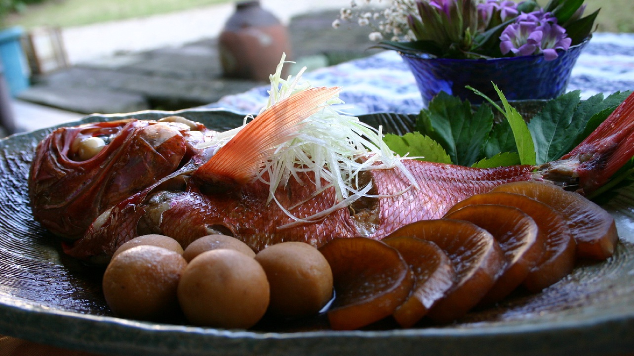 お食事の一例金目鯛の煮付