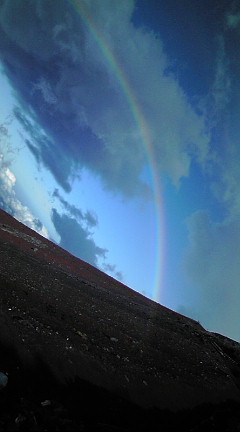 八合目の虹