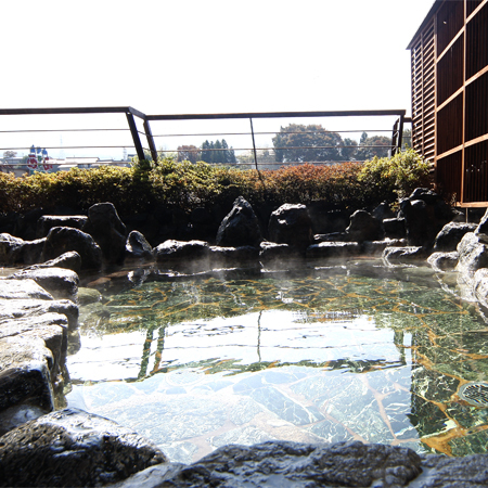 Shibu Onsen Tsukimino Yu Yamaichiya Set in a prime location of Nagano, Tukimi no Yu Yamaichiya puts everything the city has to offer just outside your doorstep. The property features a wide range of facilities to make your stay a pleasa