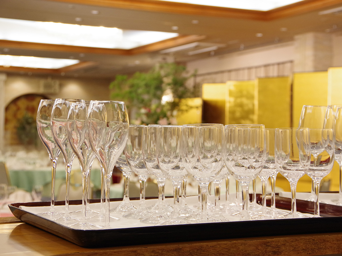 定期的に伊賀酒の会・ワインの会を開催