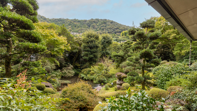 【山荘】［四季の間］天然温泉 露天風呂付客室「桃李」