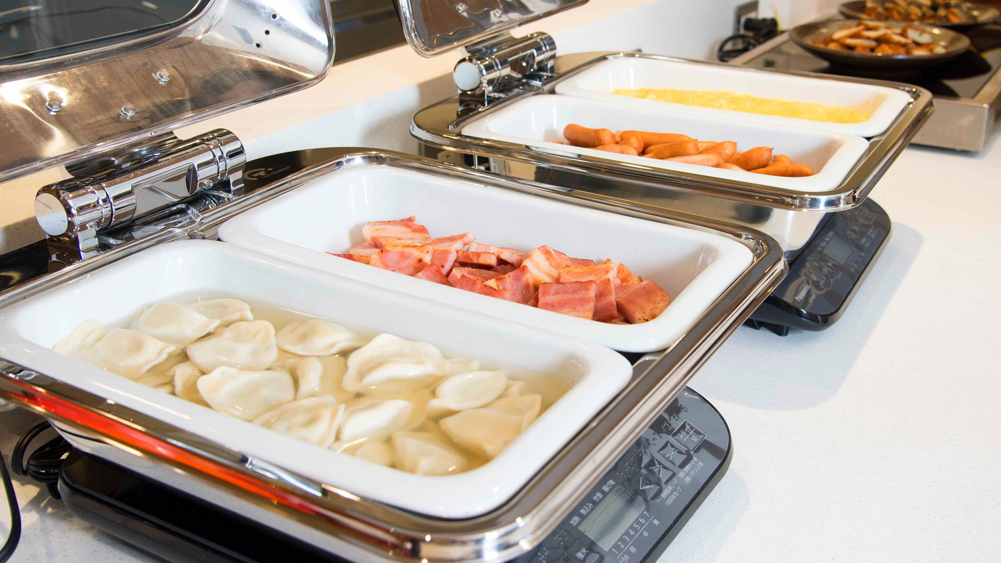 【アネックス】温かいメニューもご用意してます