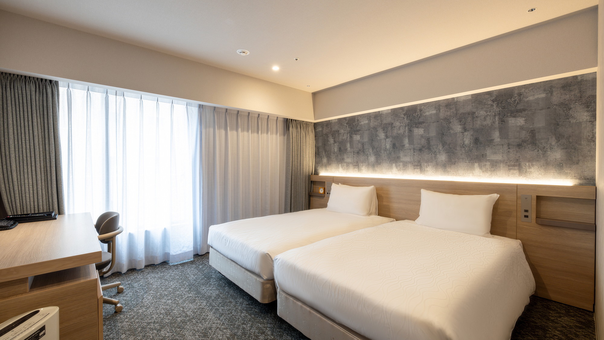 プレシャスツインルーム110cm幅ベッド2台24㎡