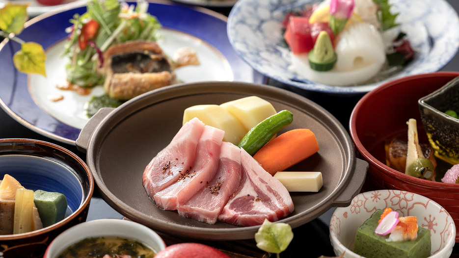 【ご夕食例】雲仙彩り会席※イメージ（時期によって変更する場合がございます）