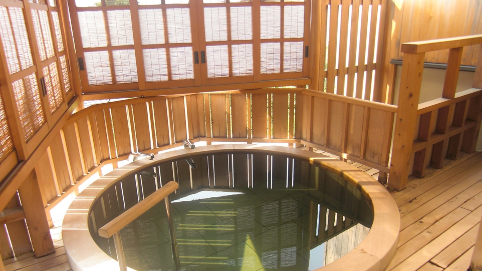 伊良湖温泉 女性大浴場「あかねの湯」／雲上楼２階（井筒楼より徒歩約3分）