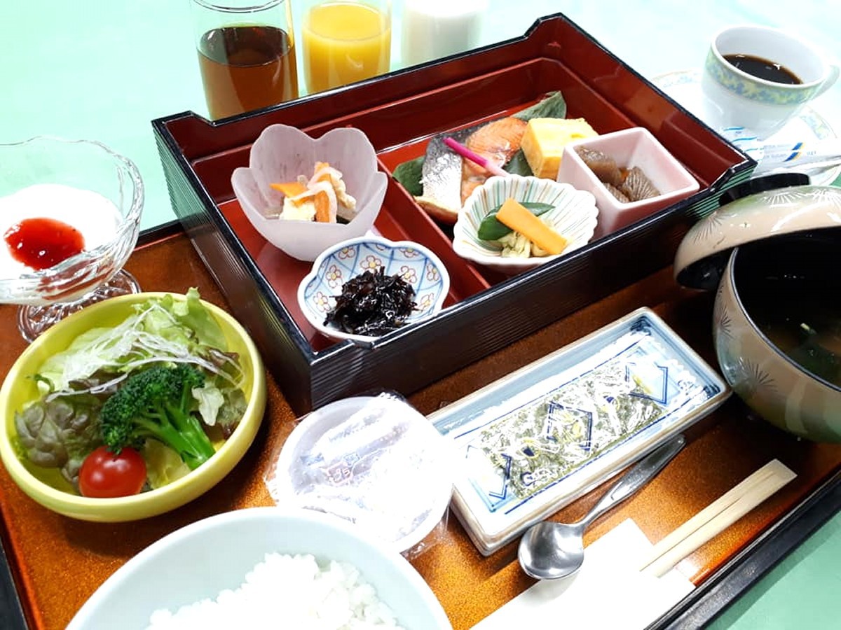 【朝食】日替わり和食お膳料理