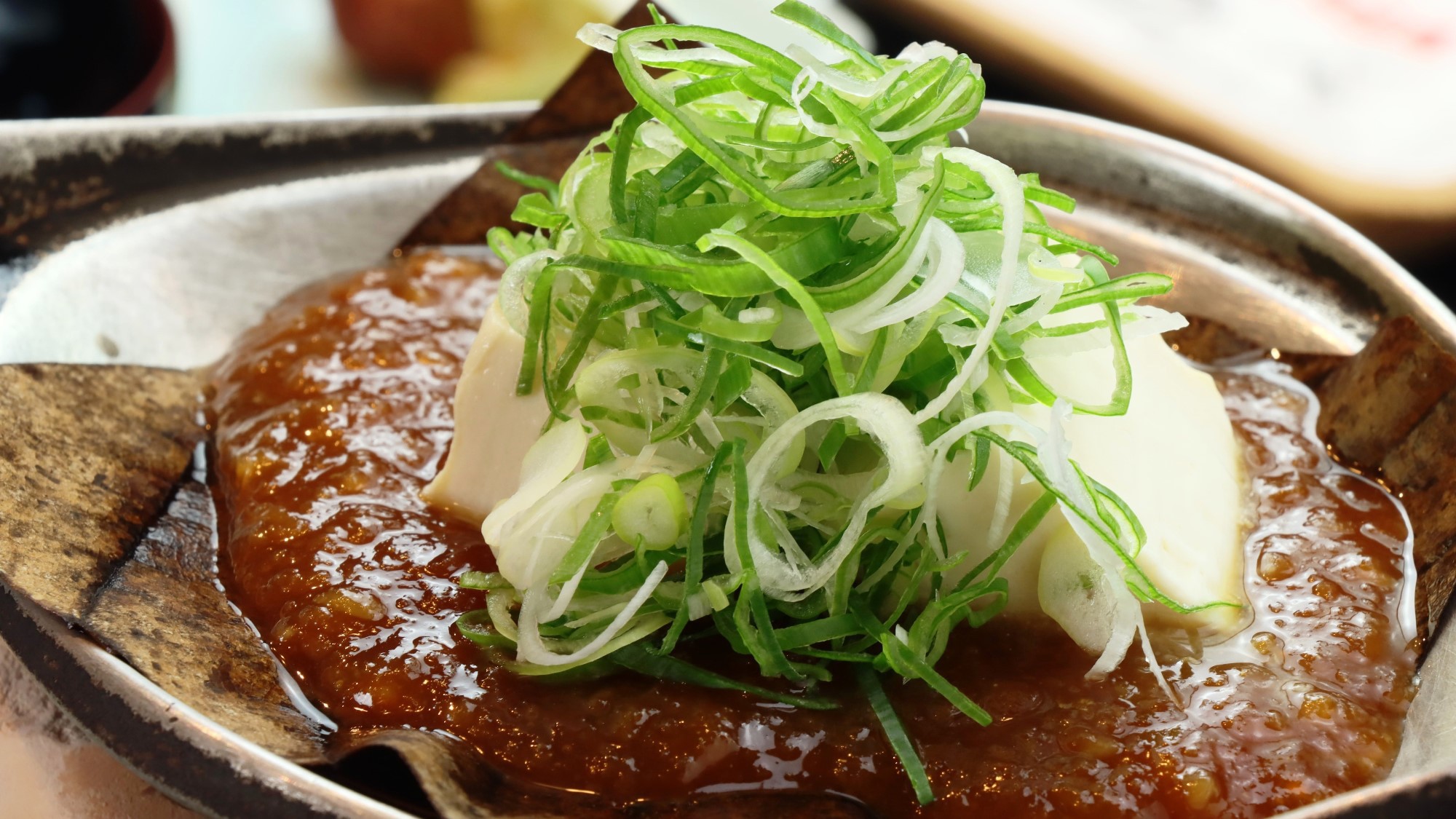 朝食には、朴葉味噌焼き