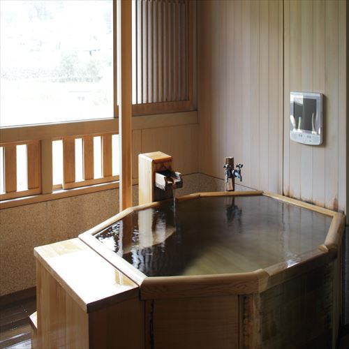 かりん和洋室についている露天風呂の一例