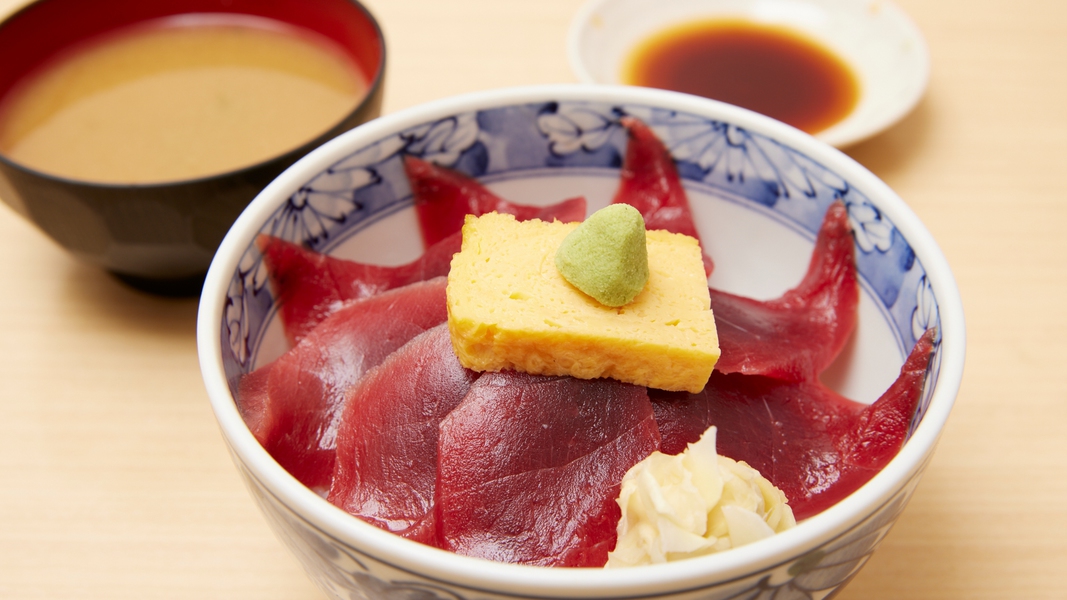 【選べる朝食４種】築地市場でのマグロ丼