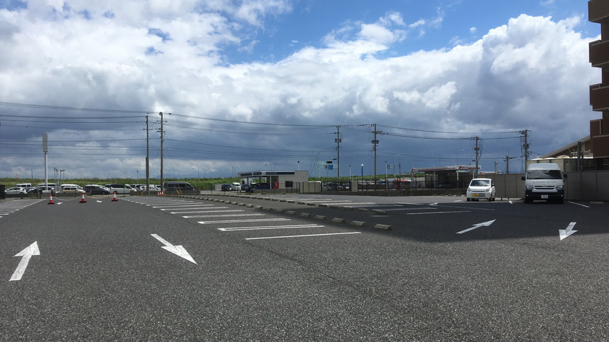 平面駐車場