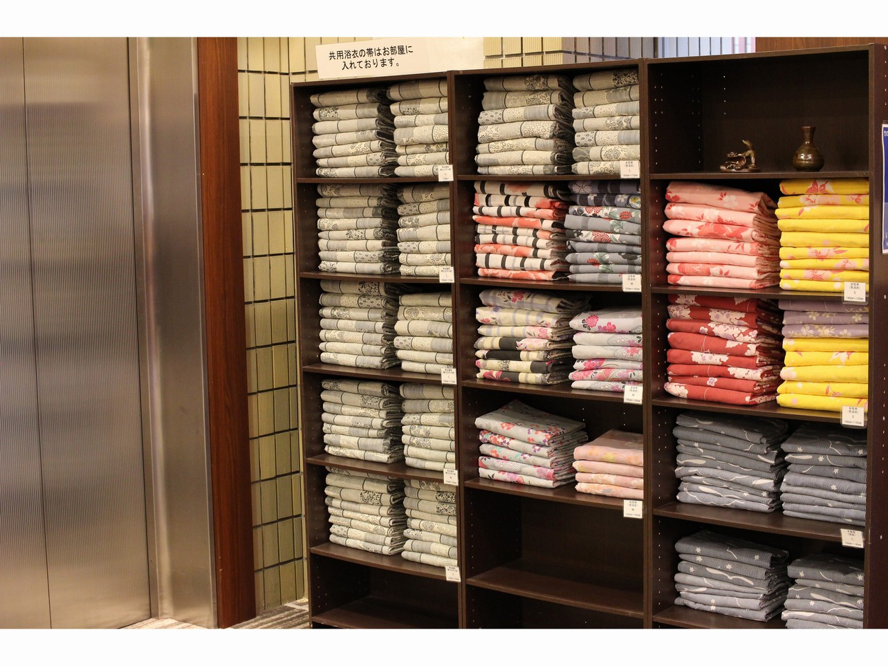 【浴衣貸し出し】ご自身のお好きな浴衣を選んでお召しください。お子様用のご用意もございます。