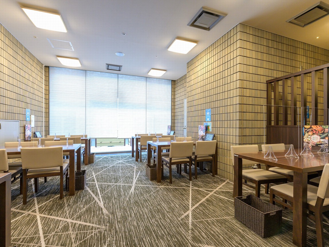 ＠レストラン膳店内