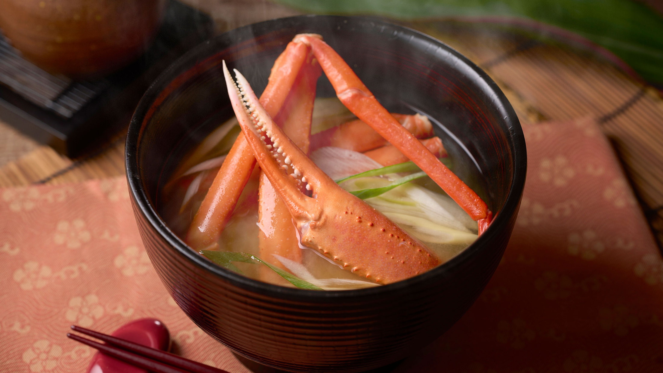 カニ汁（冬のフェアメニュー）※イメージ