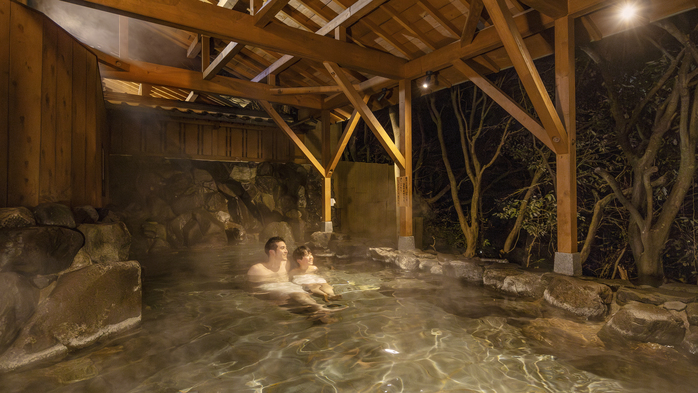露天風呂 あやとりの湯（男女入替制）